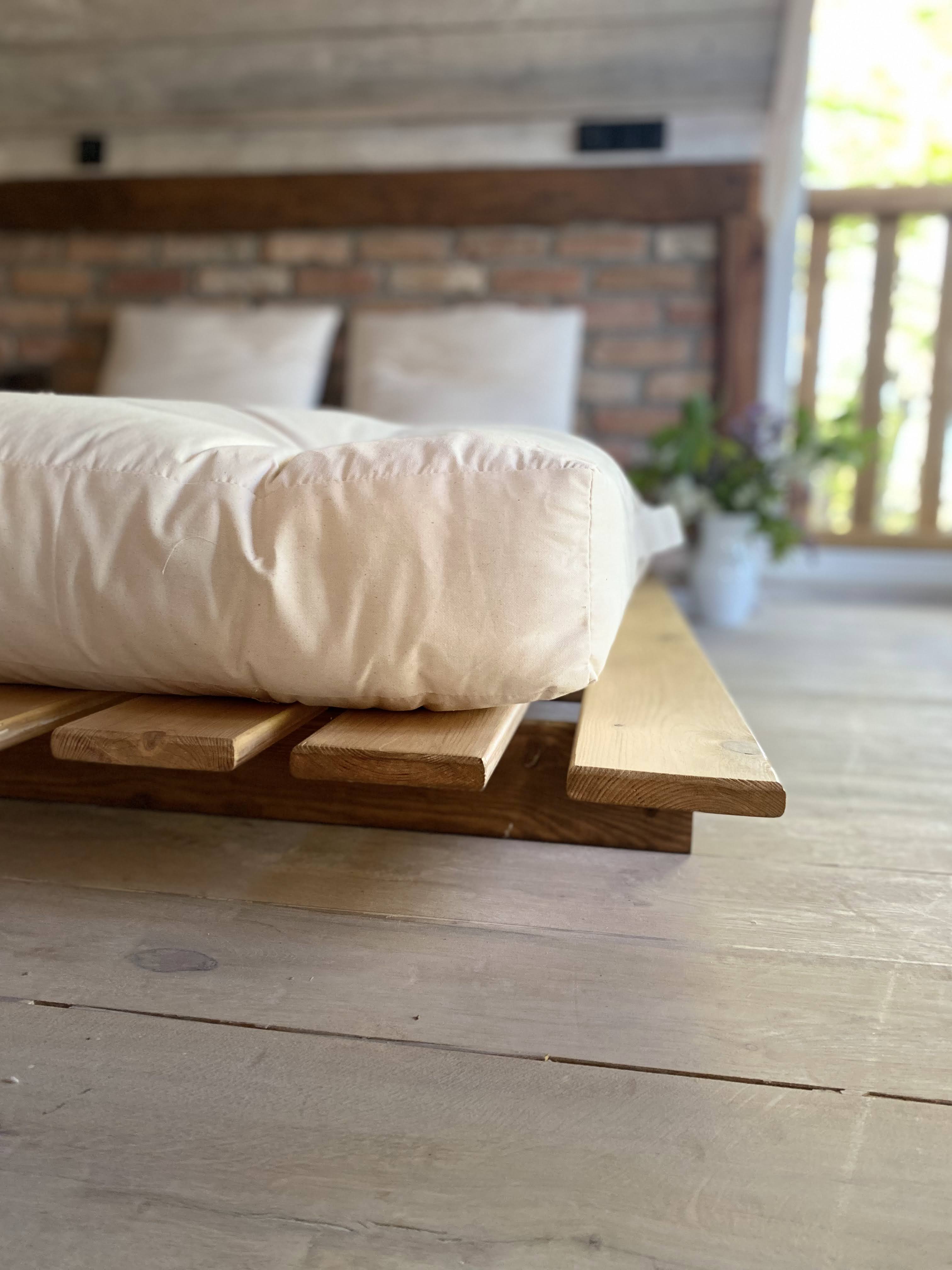 stelaż pod materac futon